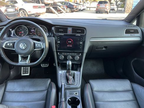 Used 2021 Volkswagen GTI SE FWD image 34