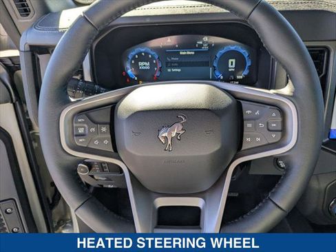 New 2025 Ford Bronco Badlands w/ Sasquatch Package image 14