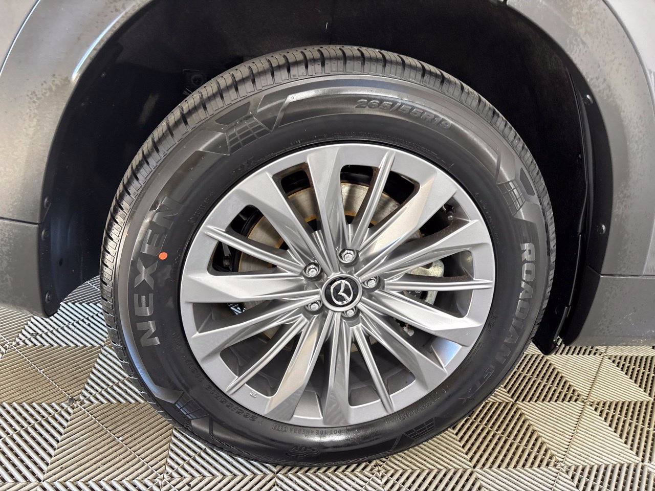 Used 2024 MAZDA CX-90 3.3 Turbo w/ Preferred Package AWD/4WD image 34