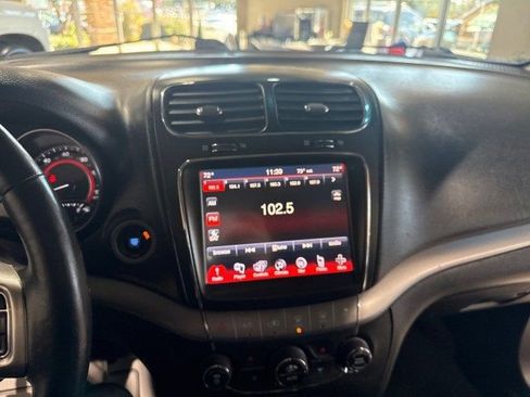 Used 2017 Dodge Journey Crossroad w/ Popular Equipment Group image 25