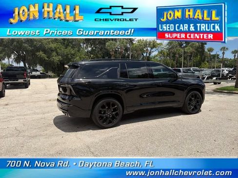 Used 2025 Chevrolet Traverse RS AWD/4WD image 13