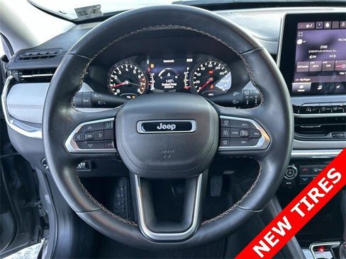 Certified 2022 Jeep Compass Limited image 18