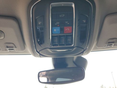 Used 2023 Jeep Grand Cherokee L Limited image 25