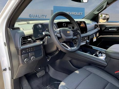 New 2026 Chevrolet Suburban LS RWD image 9