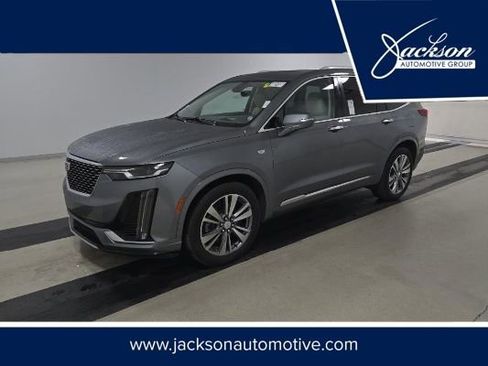 Used 2021 Cadillac XT6 Premium Luxury image 1