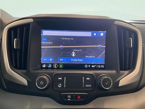 Used 2022 GMC Terrain SLE w/ Driver Convenience Package image 17