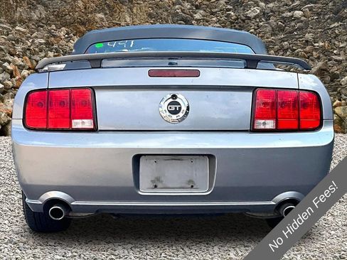 Used 2007 Ford Mustang GT Premium RWD image 4