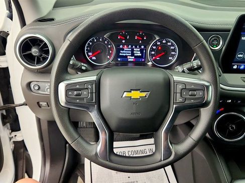 Used 2024 Chevrolet Blazer LT w/ Convenience Package FWD image 14