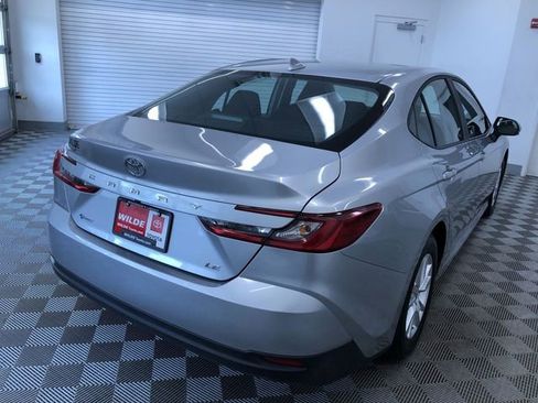 Used 2026 Toyota Camry LE FWD image 34