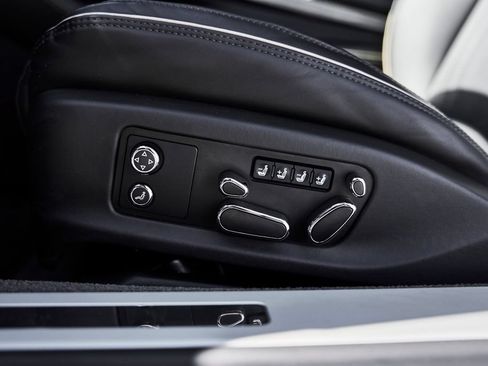 Used 2021 Bentley Continental GT Mulliner AWD/4WD image 34