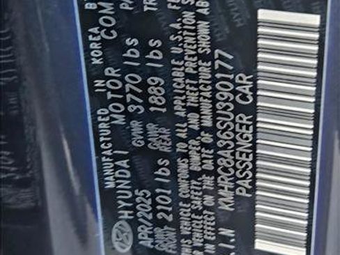 New 2025 Hyundai Venue Limited image 16