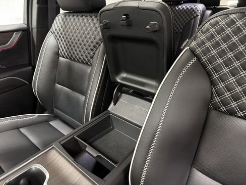 New 2026 GMC Acadia Denali w/ Super Cruise Package FWD image 28