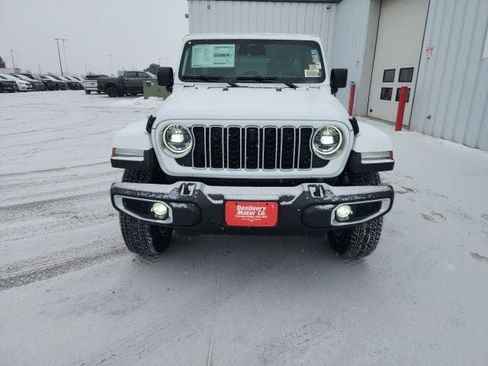 New 2026 Jeep Wrangler Sahara image 8