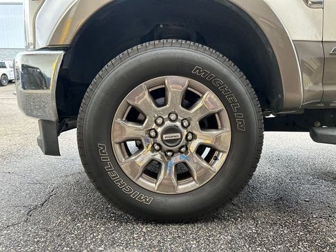 Used 2019 Ford F250 Lariat w/ Lariat Ultimate Package image 7