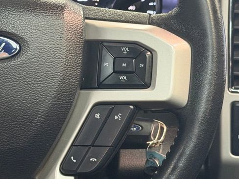 Used 2019 Ford F250 Lariat w/ Lariat Value Package image 18