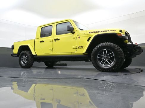Used 2024 Jeep Gladiator Mojave image 20