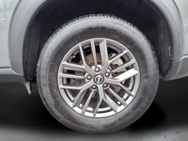 Used 2024 Nissan Rogue S AWD/4WD image 8