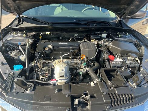 Used 2016 Honda Accord LX image 23