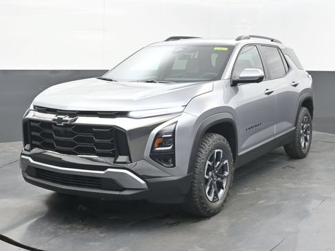 Used 2026 Chevrolet Equinox ACTIV w/ Safety and Technology Package AWD/4WD image 4