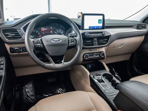 Used 2022 Ford Escape SEL AWD/4WD image 7