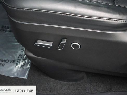 Used 2022 Tesla Model X Base image 23