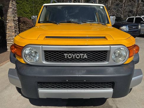 Used 2008 Toyota FJ Cruiser 4WD image 9