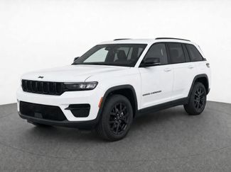Used 2024 Jeep Grand Cherokee Laredo RWD video 1