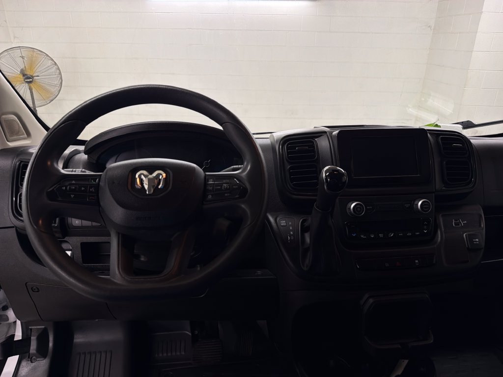 Used 2025 RAM ProMaster 2500 w/ Convenience Group FWD image 7
