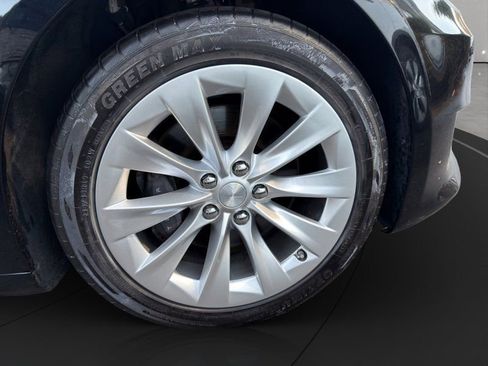 Used 2019 Tesla Model S Long Range image 24