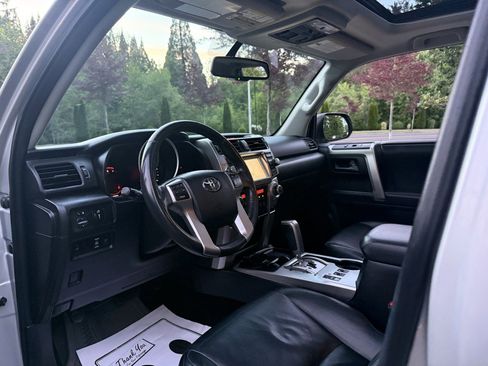 Used 2011 Toyota 4Runner Limited RWD image 15