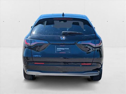 New 2026 Honda HR-V EX-L image 8