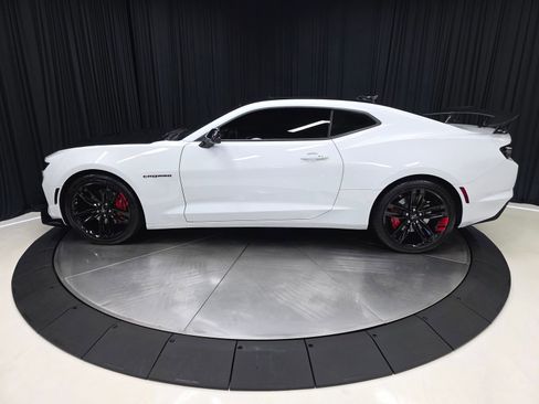 Used 2023 Chevrolet Camaro SS w/ Redline Edition RWD image 11