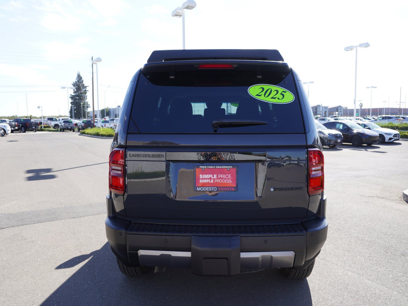 Used 2025 Toyota Land Cruiser w/ Premium Package AWD/4WD image 10