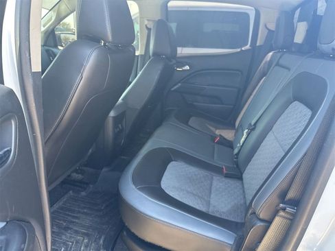 Used 2016 Chevrolet Colorado Z71 image 10