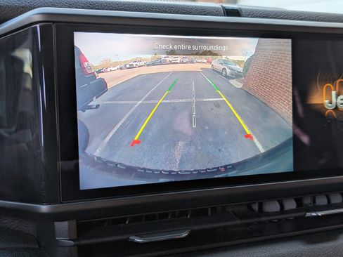 Used 2024 Jeep Wrangler Sport S image 25