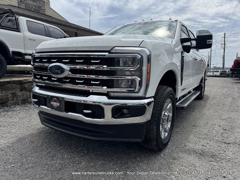 Used 2024 Ford F250 Lariat w/ Chrome Package AWD/4WD image 3