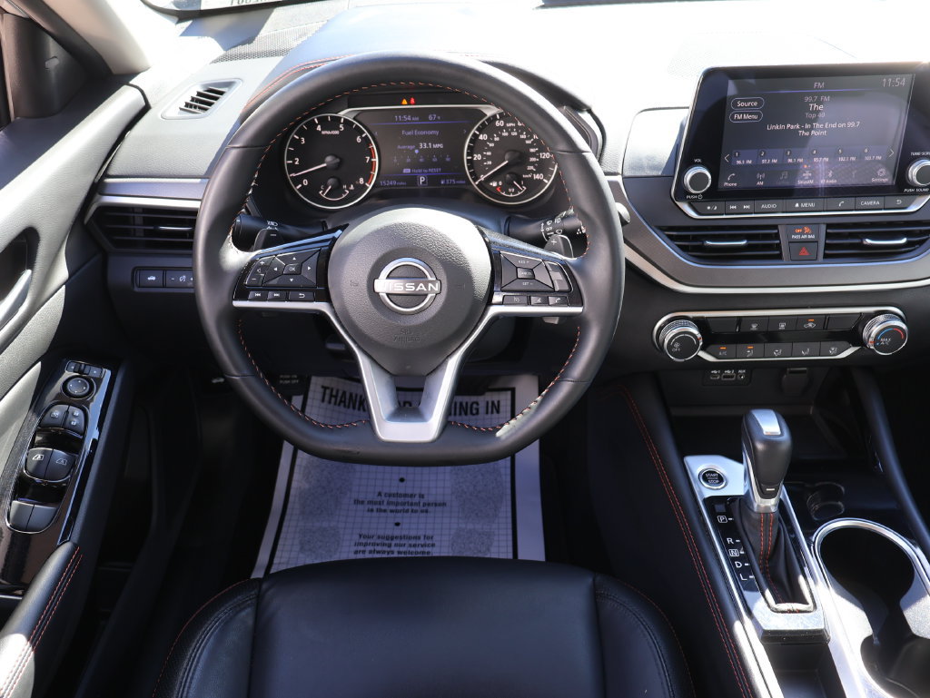 Used 2025 Nissan Altima 2.5 SR FWD image 11