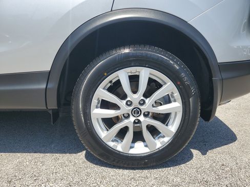 Certified 2022 Nissan Rogue Sport SV w/ Technology Package image 30