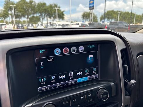 Used 2018 GMC Sierra 1500 SLT w/ Texas SLT Premium Package AWD/4WD image 11