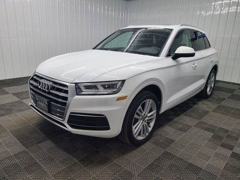 Used 2018 Audi Q5 2.0T Premium Plus w/ Premium Plus Package AWD/4WD image 7
