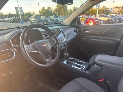 Used 2018 Chevrolet Equinox LT w/ Sun & Infotainment Package FWD image 10