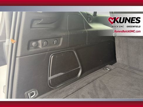 Used 2024 Jeep Wagoneer L Series II w/ Flexible Seating Group AWD/4WD image 40