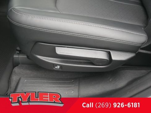 Used 2021 Kia Sorento S w/ Panoramic Sunroof Package AWD/4WD image 46
