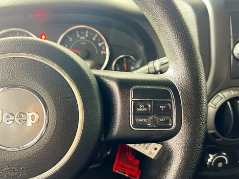 Used 2017 Jeep Wrangler Unlimited Sport w/ Max Tow Package image 13