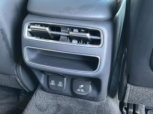 Certified 2026 Genesis GV70 3.5T Sport Advanced AWD/4WD image 43
