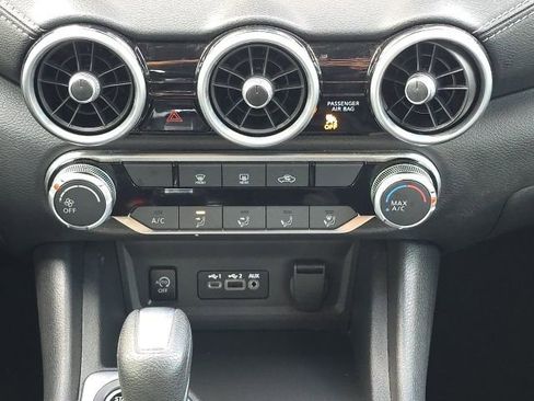 Used 2024 Nissan Sentra SV image 27