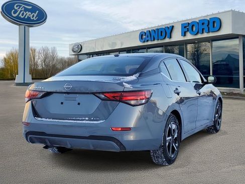 Used 2025 Nissan Sentra SV image 4