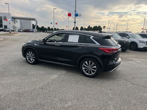 Used 2019 INFINITI QX50 Pure image 4