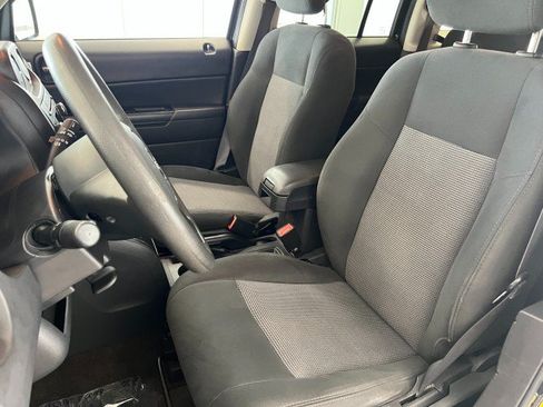 Used 2016 Jeep Patriot Sport w/ Power Value Group FWD image 10