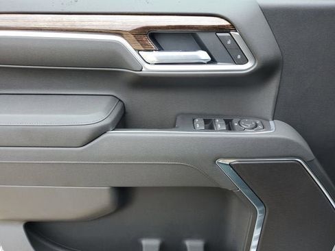 New 2026 GMC Sierra 1500 Elevation image 18
